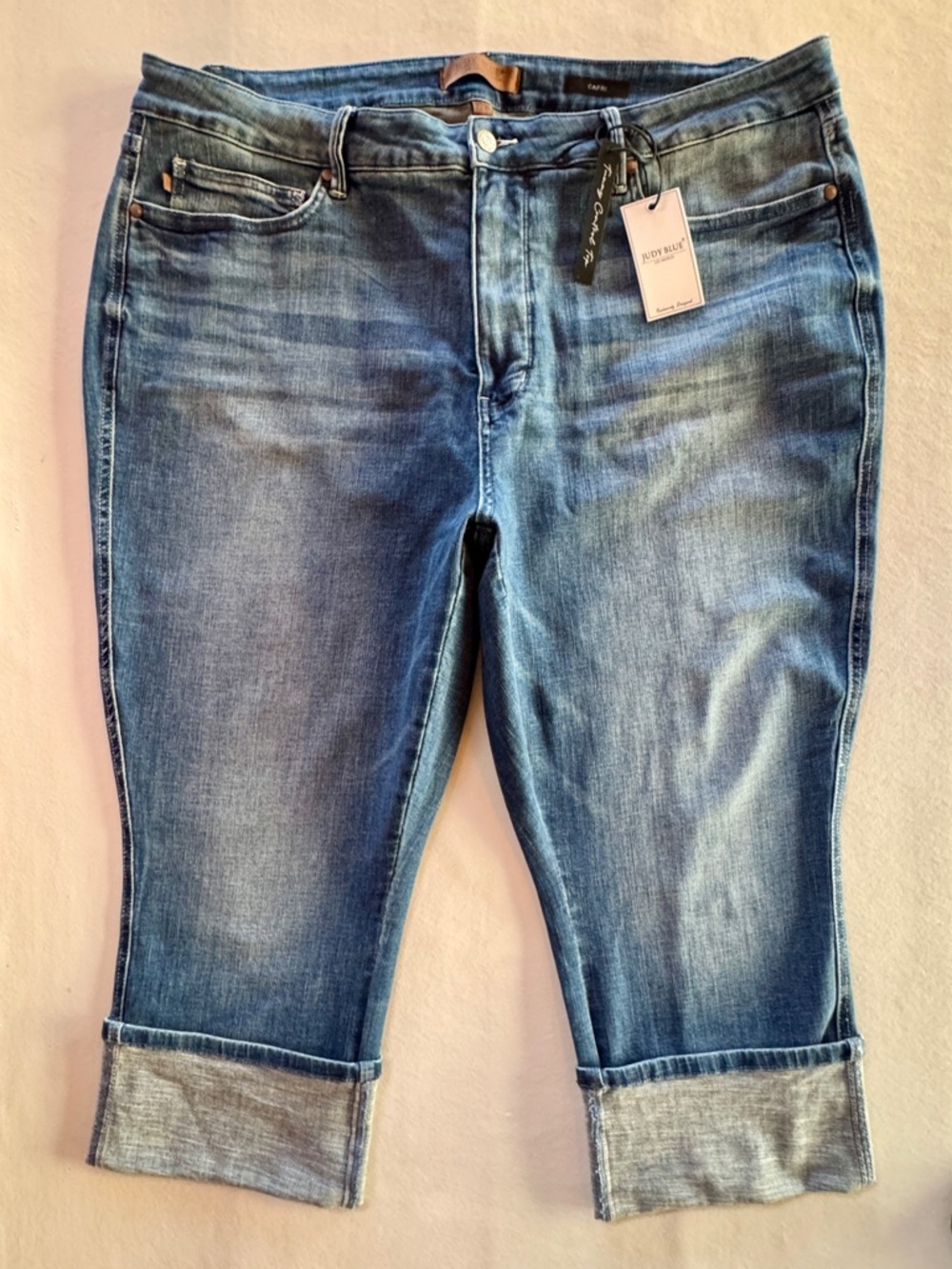 NWT Judy Blue Capri Med Blue Cropped Jeans JB78114 Tummy Control Top (22W) - Picture 3 of 16